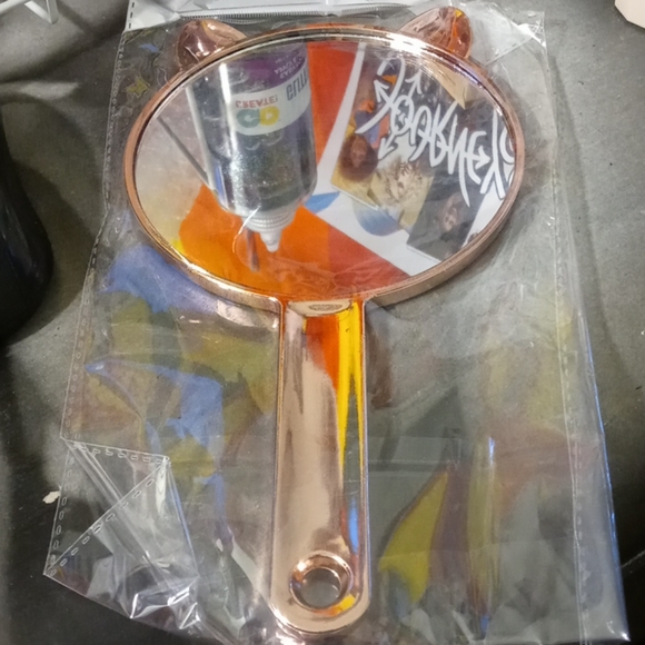 Cat Mirror - Picture 3 of 3